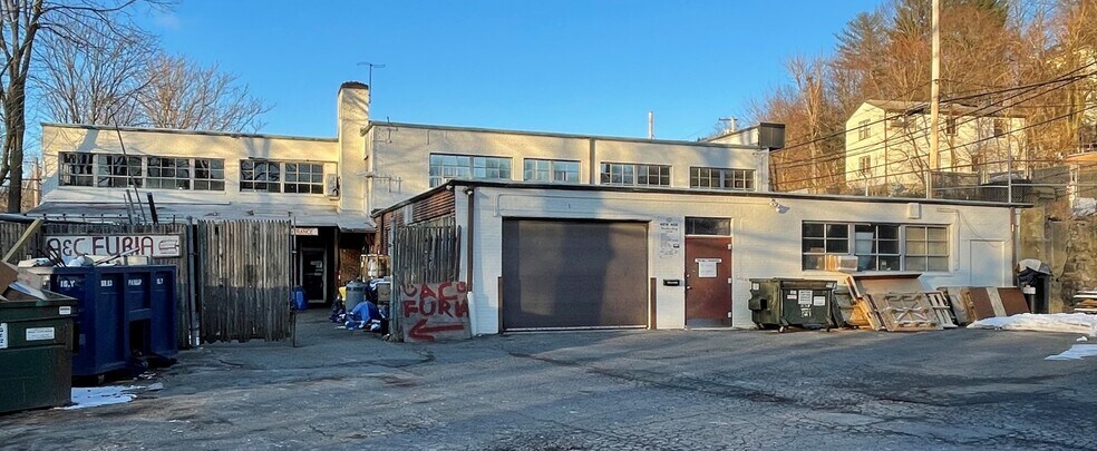 More Photos Of 77 Lafayette Ave, White Plains Light Manufacturing For Lease