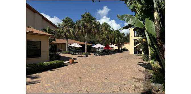 More Photos Of 9153 Roan Ln, West Palm Beach Schools For Sale