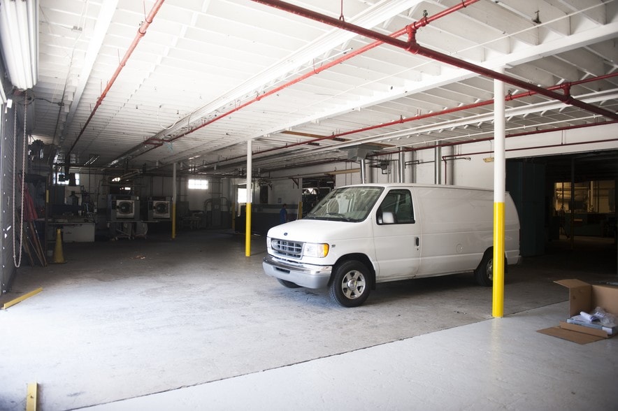 More Photos Of 2610 Orange Ave, Fort Pierce Warehouse For Sale