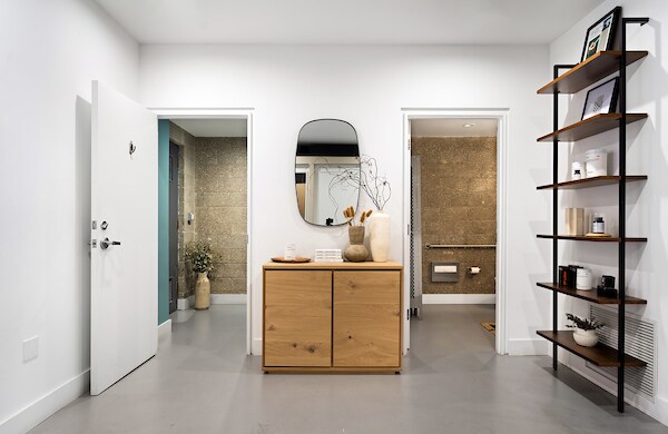 More Photos Of 2210 Main St, Santa Monica Office Residential For Lease