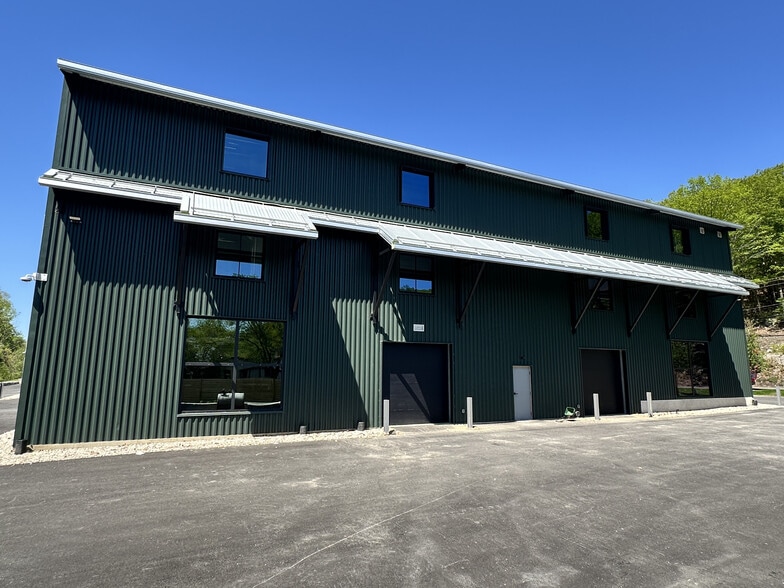 More Photos Of 241 Ethan Allen Hwy, Ridgefield Manufacturing For Lease