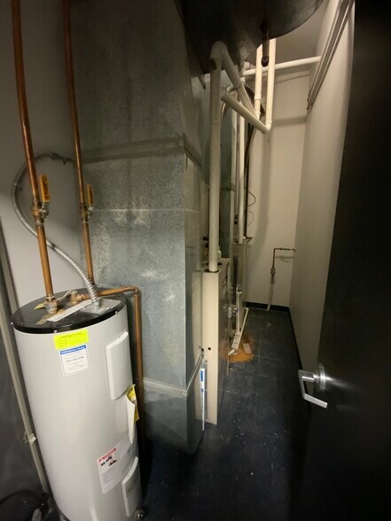 More Photos Of 3436-3500 Granite Cir, Toledo Medical For Lease