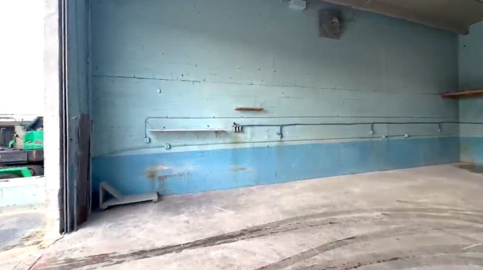 More Photos Of 13990 NW 6th Ct, Miami Warehouse For Lease