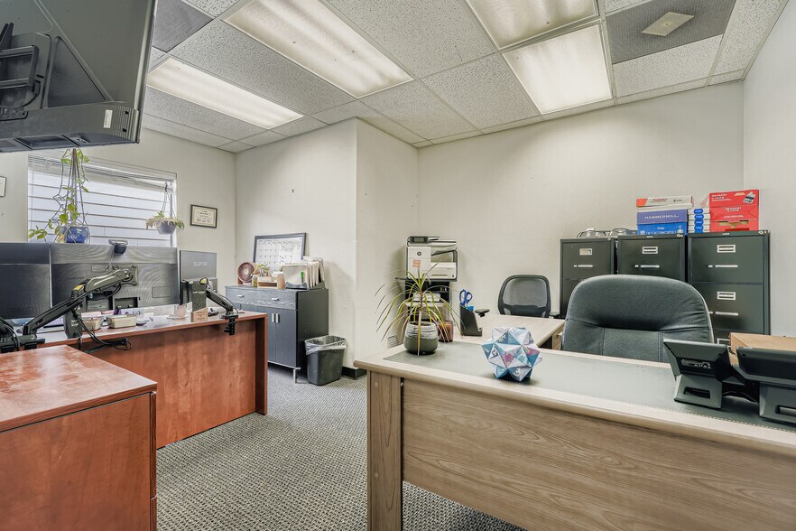 More Photos Of 6407 NE 117th Ave, Vancouver Medical For Sale