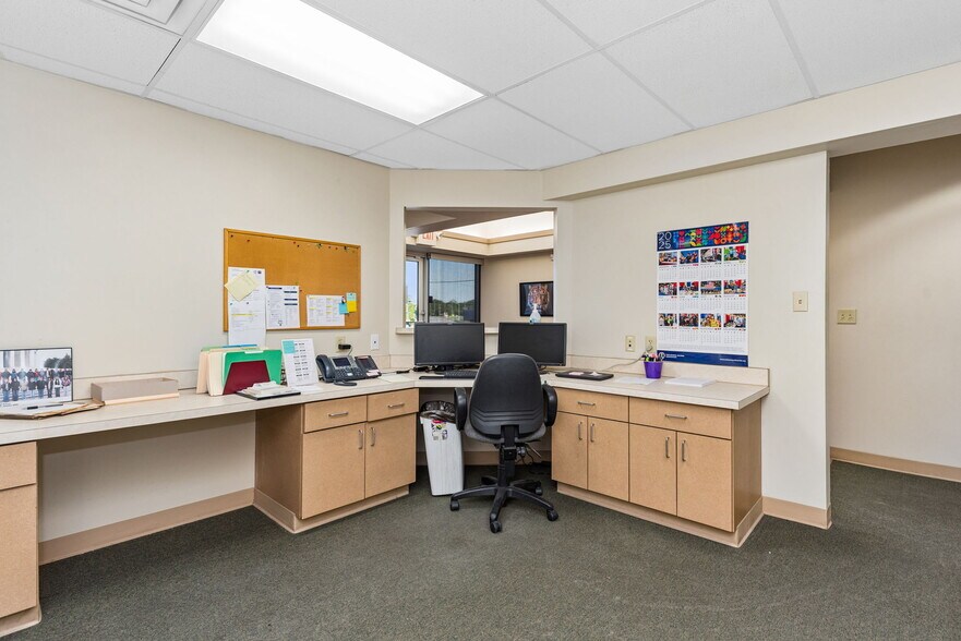 More Photos Of 675 W Plane St, Bethel Freestanding For Sale