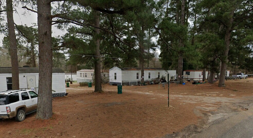 More Photos Of 217 Redwater Blvd W, Maud Manufactured Housing Mobile Home Park For Sale