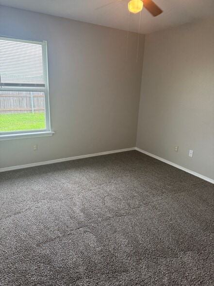 More Photos Of 101-124 S Cherokee Ave, Dewey Apartments For Sale