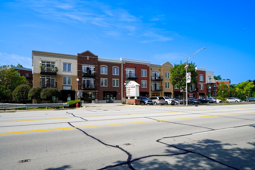 More Photos Of 3400 Kirchoff Rd, Rolling Meadows Apartments For Sale