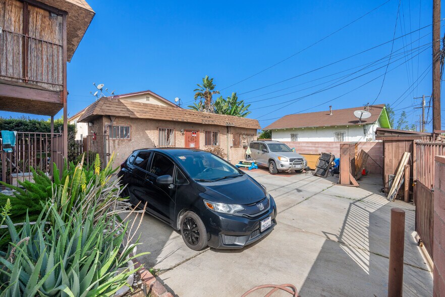 More Photos Of 1001 E 20th St, Long Beach Apartments For Sale