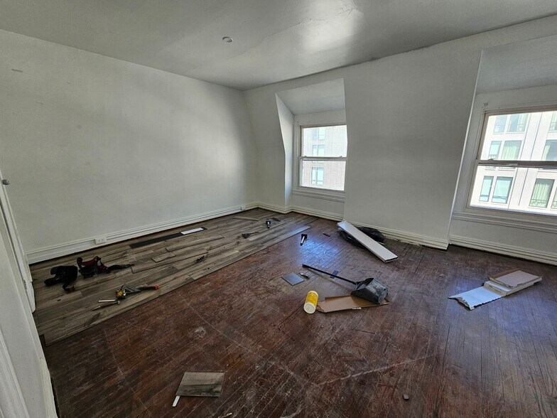 More Photos Of 960 W Hamilton St, Allentown Storefront Retail Residential For Sale