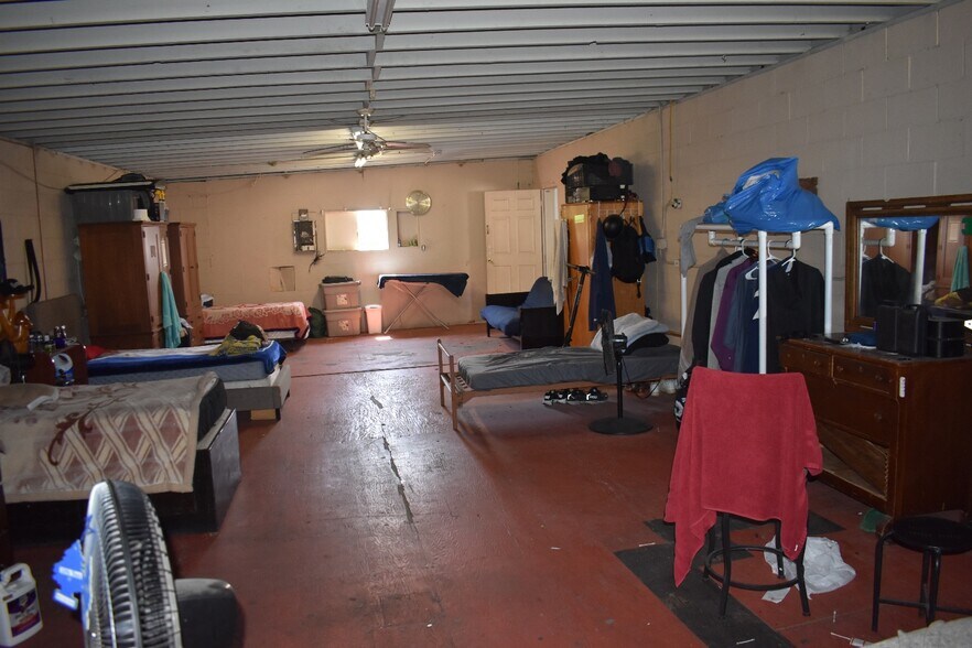 More Photos Of 1150 E Compton Blvd, Compton Auto Repair For Sale