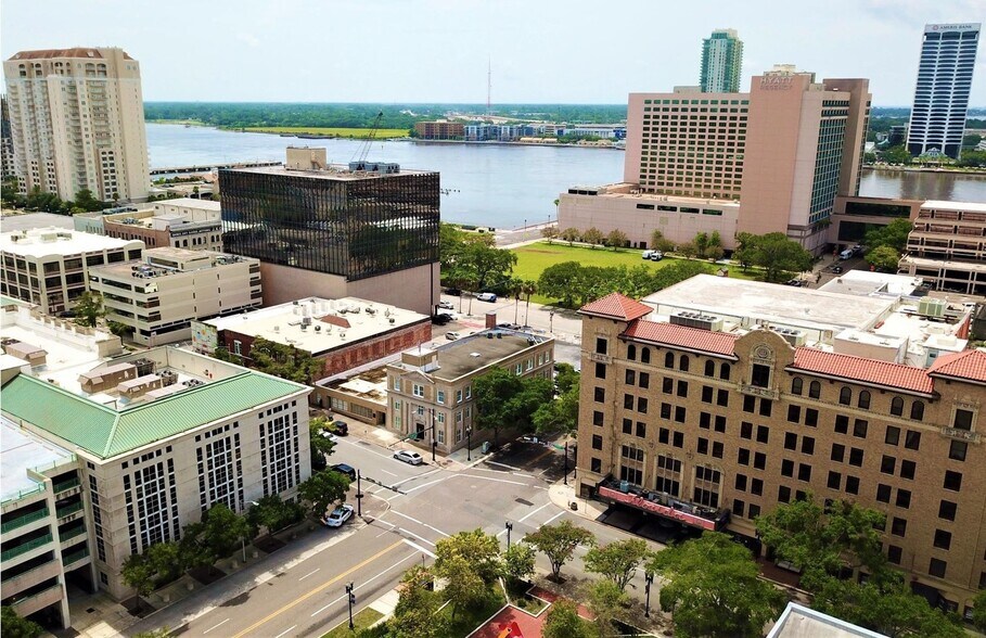 More Photos Of 200 E Forsyth St, Jacksonville Office For Lease