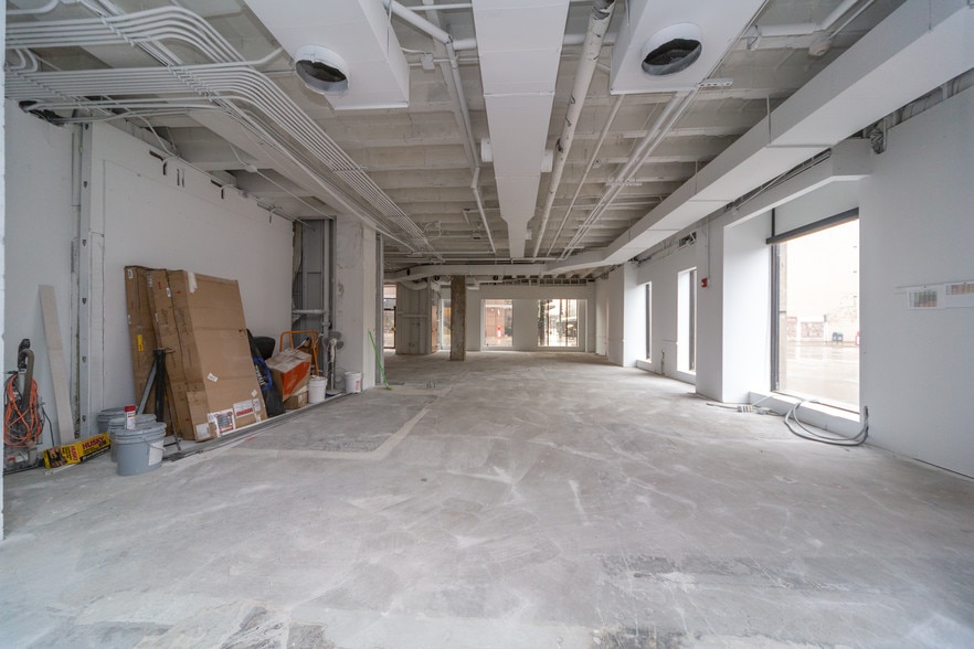 More Photos Of 5200 N Sheridan Rd, Chicago Apartments For Lease