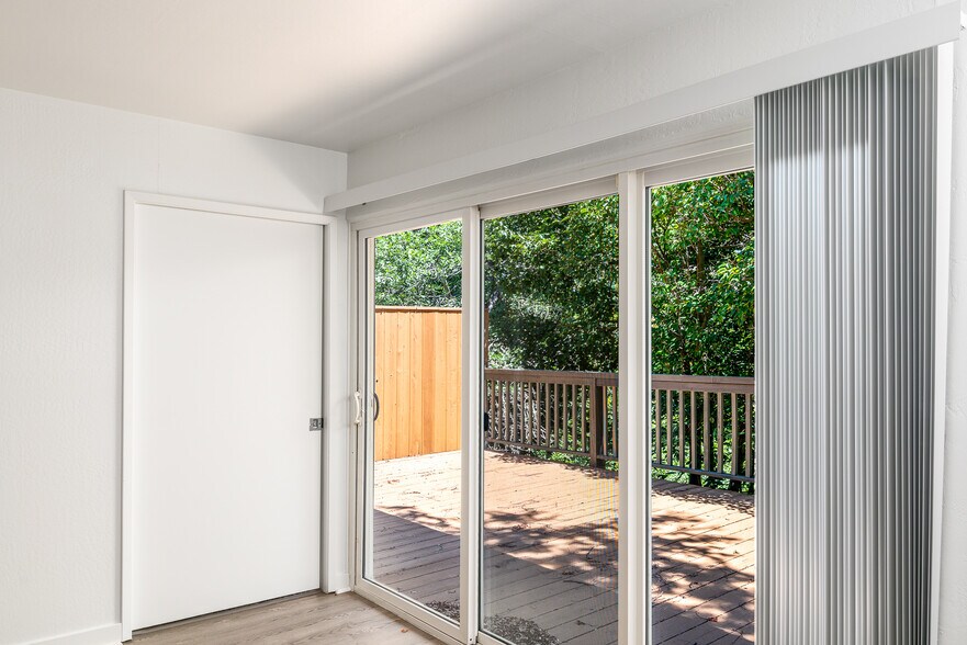 More Photos Of 100-106 Sycamore Ave, San Anselmo Apartments For Sale