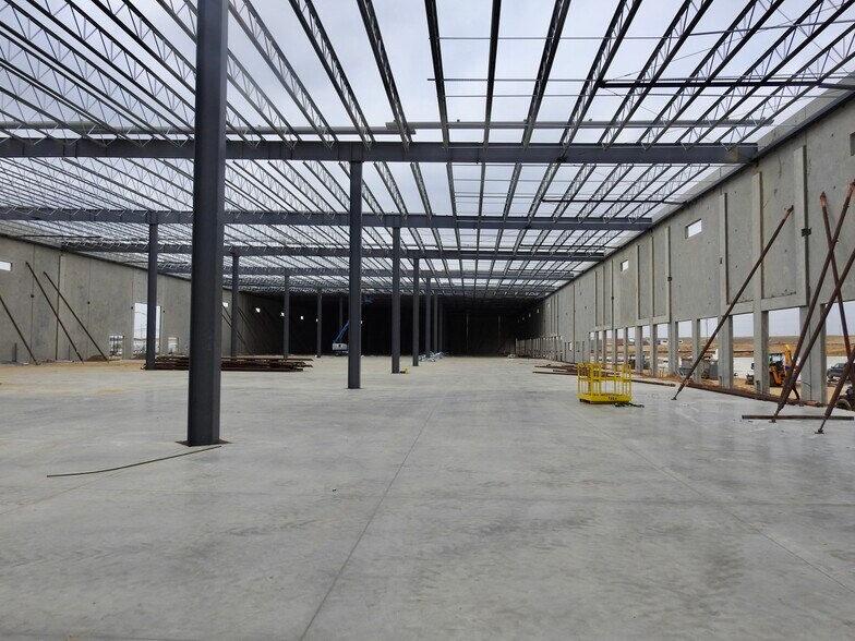 610 Vidal Cantu Rd, Laredo, TX 78045 Industrial For Lease