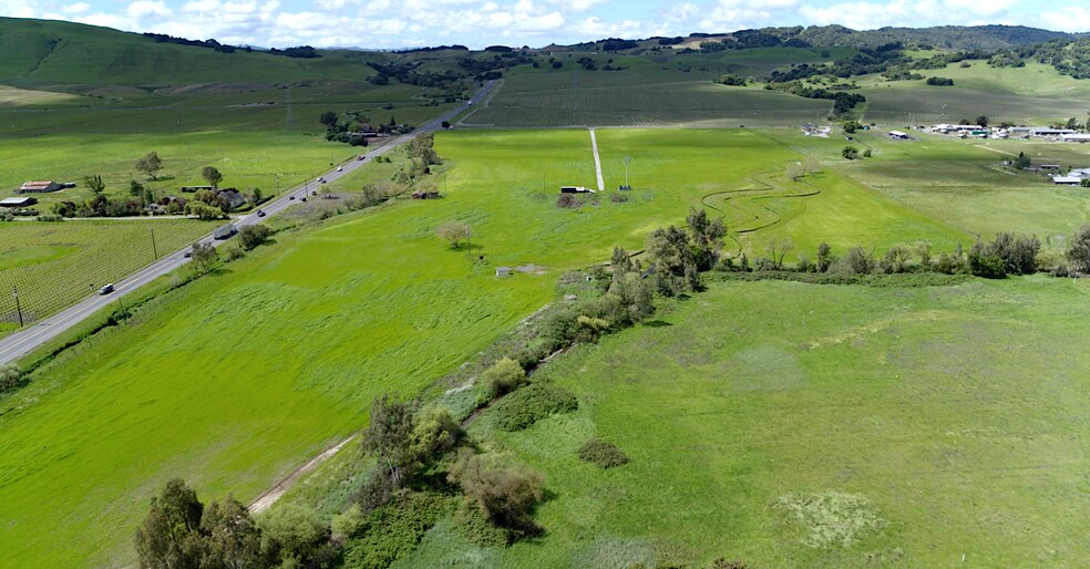 More Photos Of 5750 Stage Gulch Rd, Sonoma Land For Sale