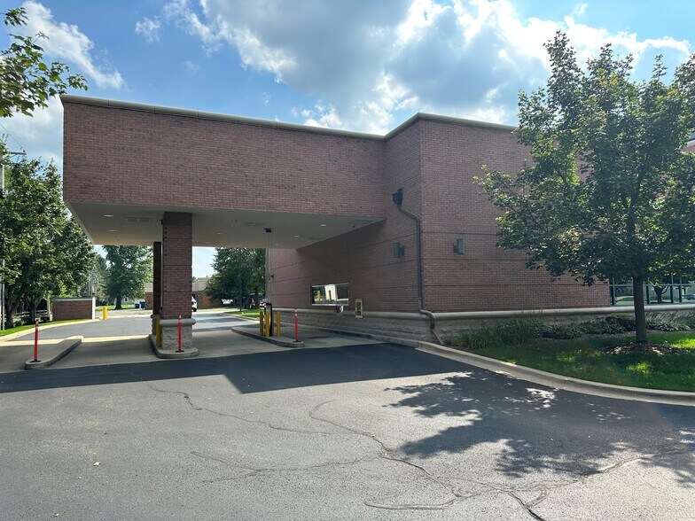 More Photos Of 1015 W Windsor Rd, Champaign Bank For Sale