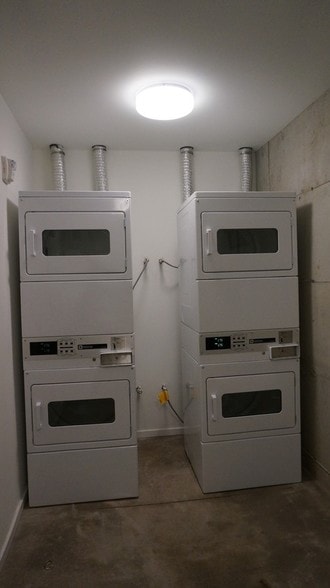 More Photos Of 2418 NW 58th St, Seattle Apartments For Sale