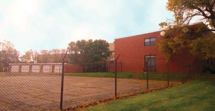 More Photos Of 1011 Gorge Blvd, Akron Office For Sale