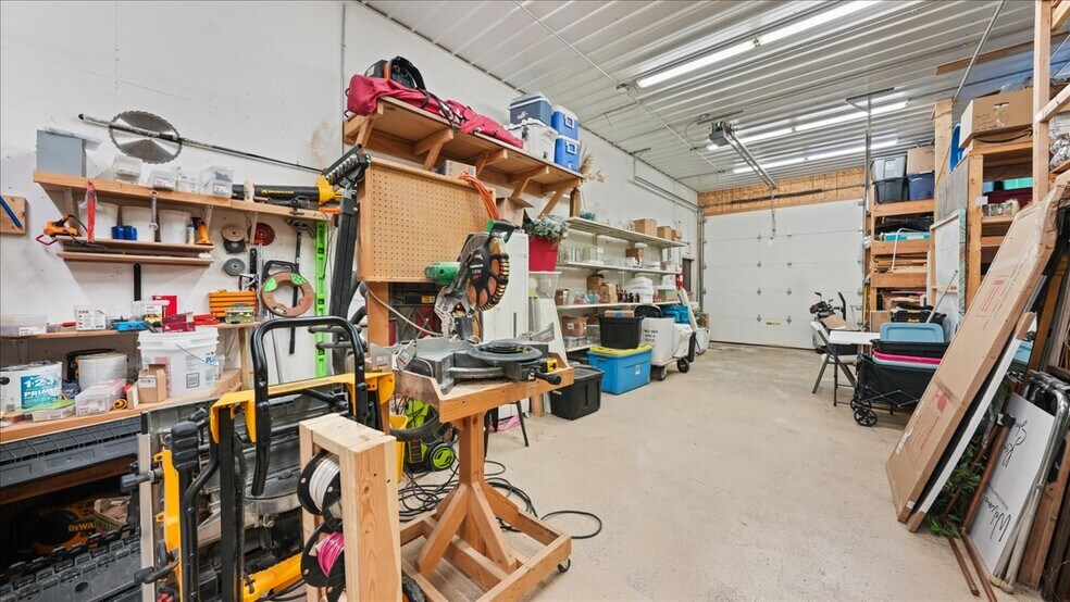 More Photos Of 307 N Washington St, Melrose Warehouse For Sale