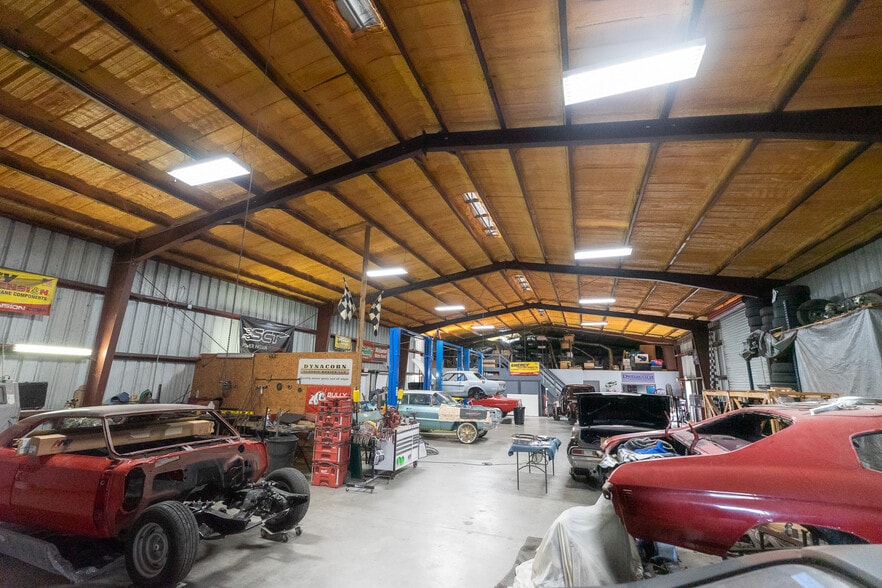 More Photos Of 1201 Steele Rd, Alvin Industrial For Sale