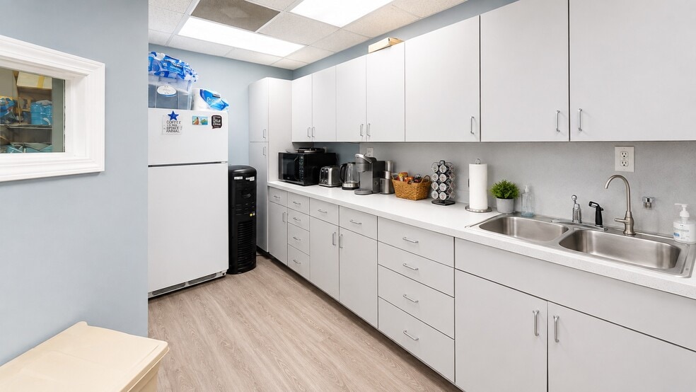 More Photos Of 4905 Lavista Rd, Tucker Medical For Sale