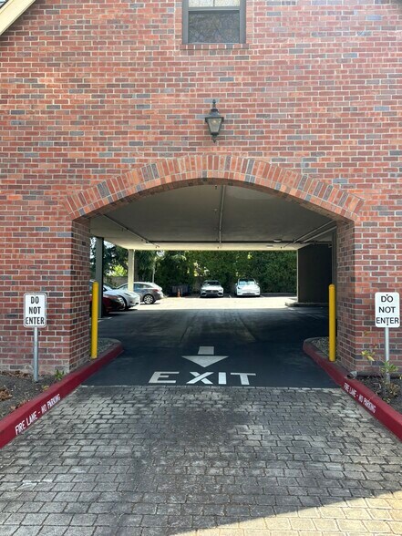 More Photos Of 438 S Murphy Ave, Sunnyvale Medical For Lease