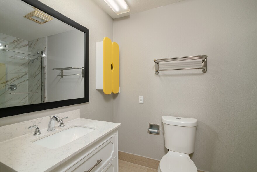More Photos Of 3211 S 79th East Ave, Tulsa Apartments For Sale