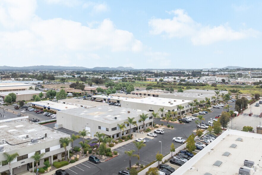More Photos Of 27949 Diaz Rd, Temecula Warehouse For Lease