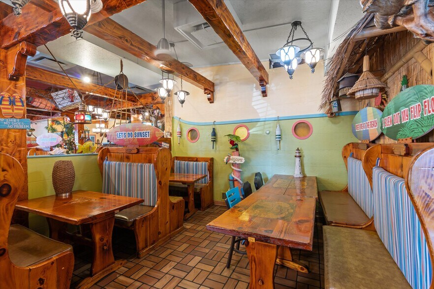 More Photos Of 1424 Main St, Sylvan Beach Restaurant For Sale