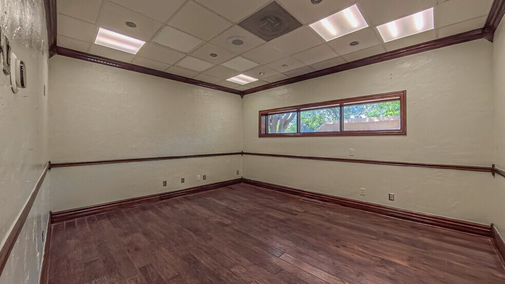 More Photos Of 6111 W Amarillo Blvd, Amarillo Medical For Sale