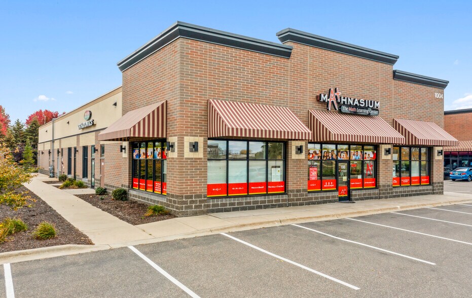 More Photos Of 1020 Diffley Rd, Eagan Unknown For Lease