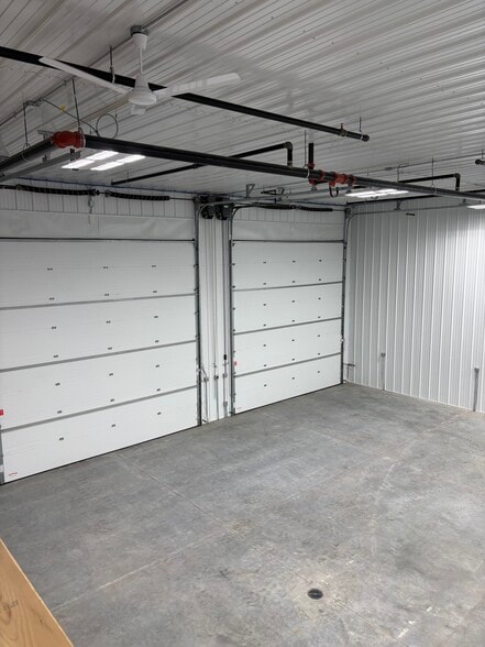 More Photos Of 26336 S Heritage Dr, Elwood Warehouse For Sale