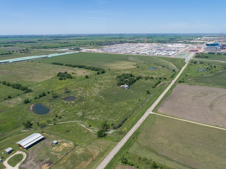 More Photos Of 3800 County Road 404, Taylor Land For Lease