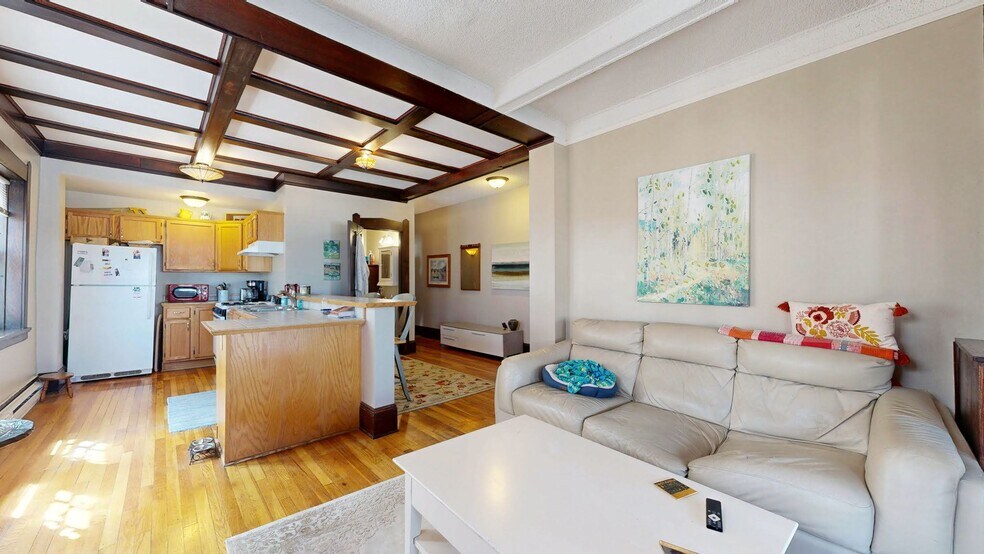 More Photos Of 604 Holly Ave, Saint Paul Apartments For Sale