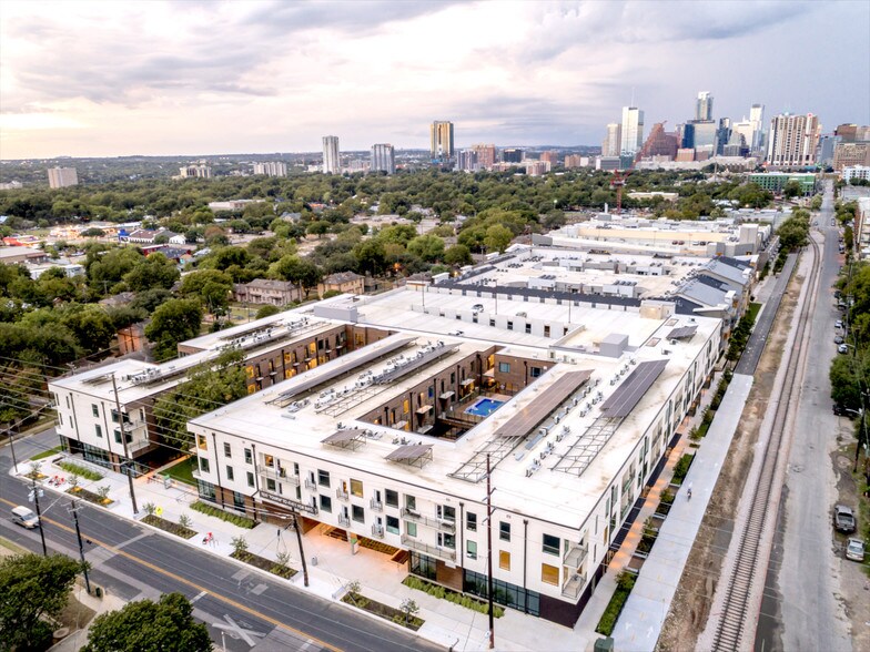 Primary Photo Of 1800 E 4th St, Austin Apartments For Sale