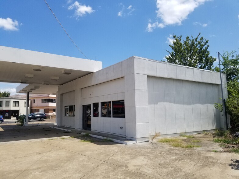 More Photos Of 102 Highway 51 S, Covington Convenience Store For Sale
