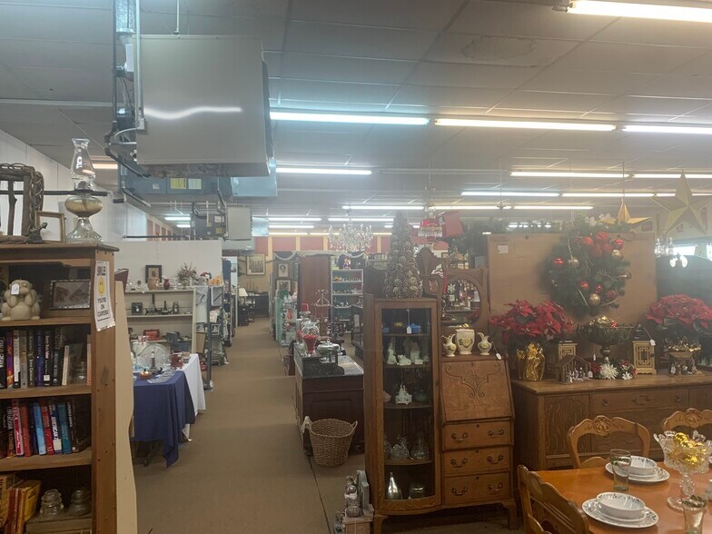 More Photos Of 302 Alabama St, Columbus General Retail For Sale