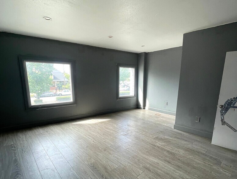 More Photos Of 2519-2521 Randolph St, Huntington Park Manufacturing For Sale