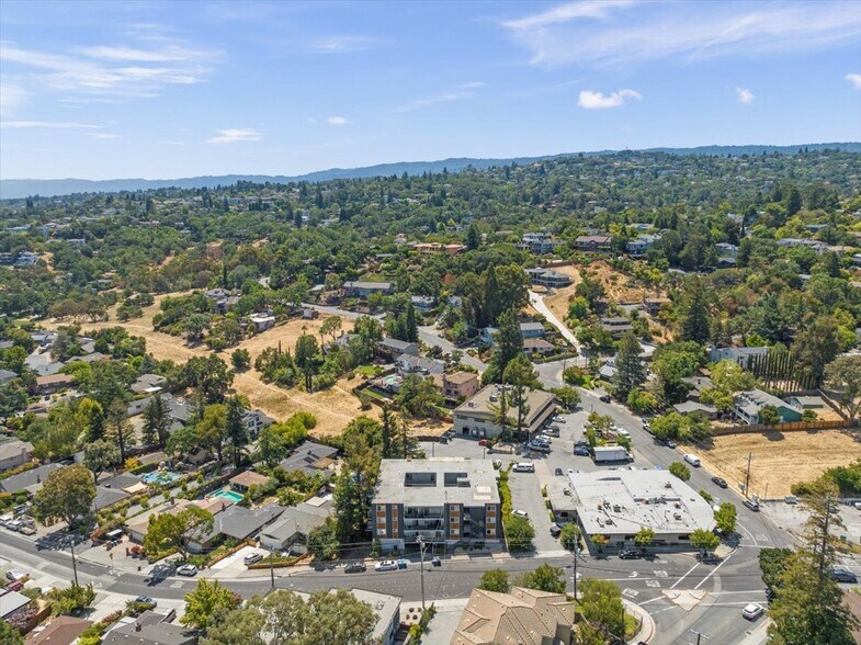 More Photos Of 616 Canyon Rd, Redwood City Multifamily For Sale