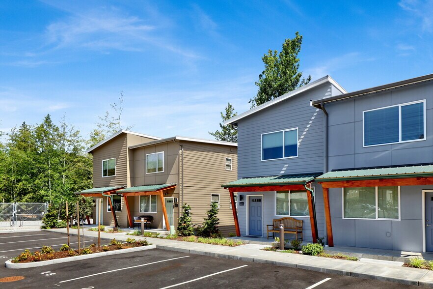 More Photos Of 201 Tull Ct, Bellingham Apartments For Sale
