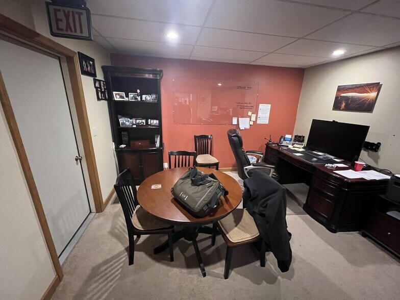 More Photos Of 1234 N Water St, Decatur Office For Sale