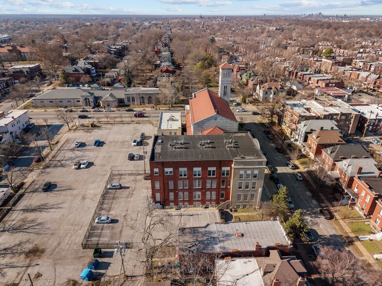 More Photos Of 3530 Utah St, Saint Louis Apartments For Sale