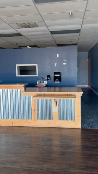 Primary Photo Of 2480 E Bay Dr, Largo Unknown For Lease