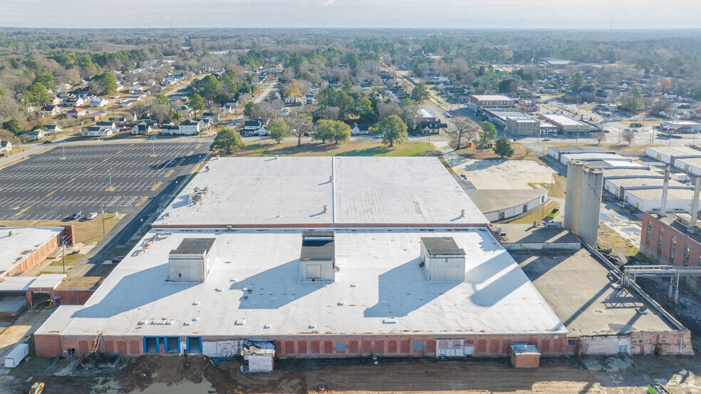 Primary Photo Of 200 N 13th St, Erwin Warehouse For Lease