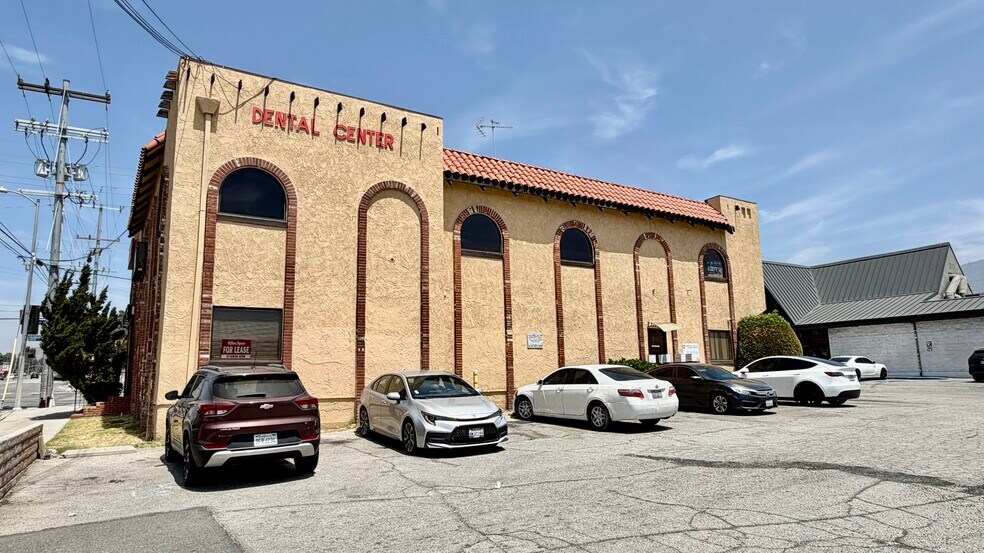 More Photos Of 12610 Glenoaks Blvd, Sylmar Medical For Sale