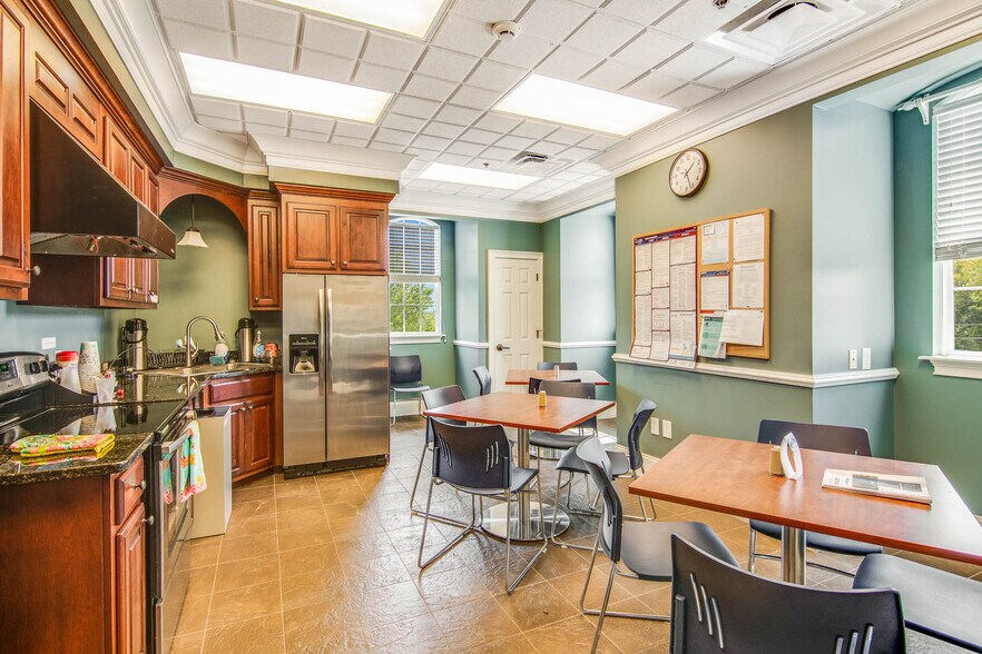 More Photos Of 5977 Spout Springs Rd, Flowery Branch Religious Facility For Sale