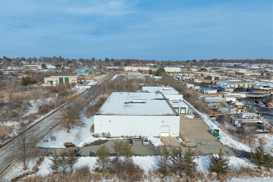 More Photos Of 15 Perry Way, Newburyport Warehouse For Sale