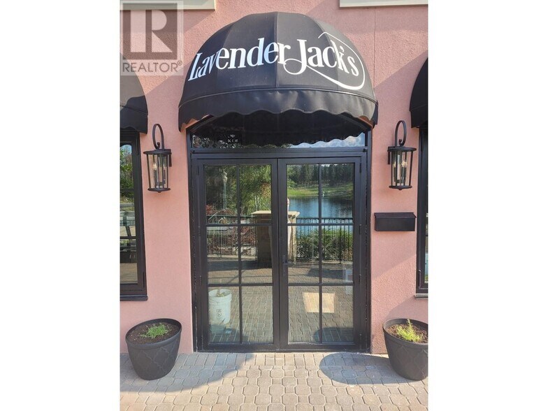 More Photos Of 7-3185 Centrale Via, Kelowna Hotel For Sale