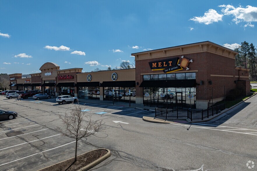 Primary Photo Of 6700 Rockside Rd, Independence General Retail For Lease